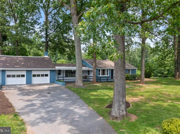 1024 Cherrytown Rd, Westminster, MD 21158