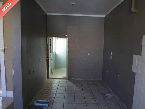 5th image of 626 Oakland Ave