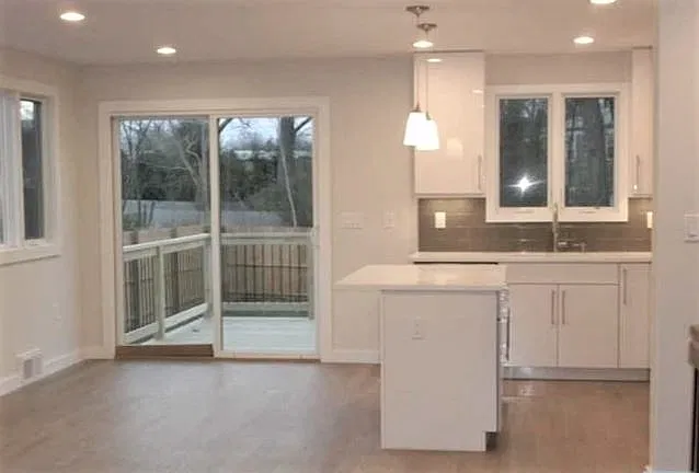 4 bed, 3.5 bath, 1584 sqft, $7,800 — Photo 2