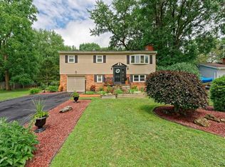 22 Smith Ln, Voorheesville, NY 12186