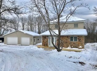 1007 Plymouth Rd, Wakefield, MI 49968