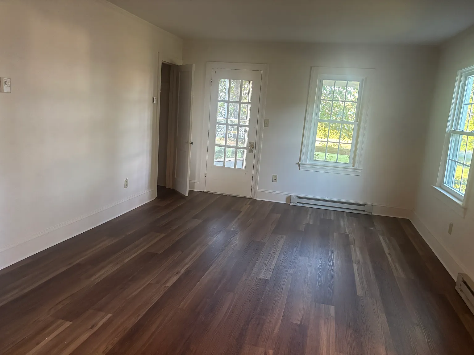 3 bed, 1202 sqft, $1,550 — Photo 3