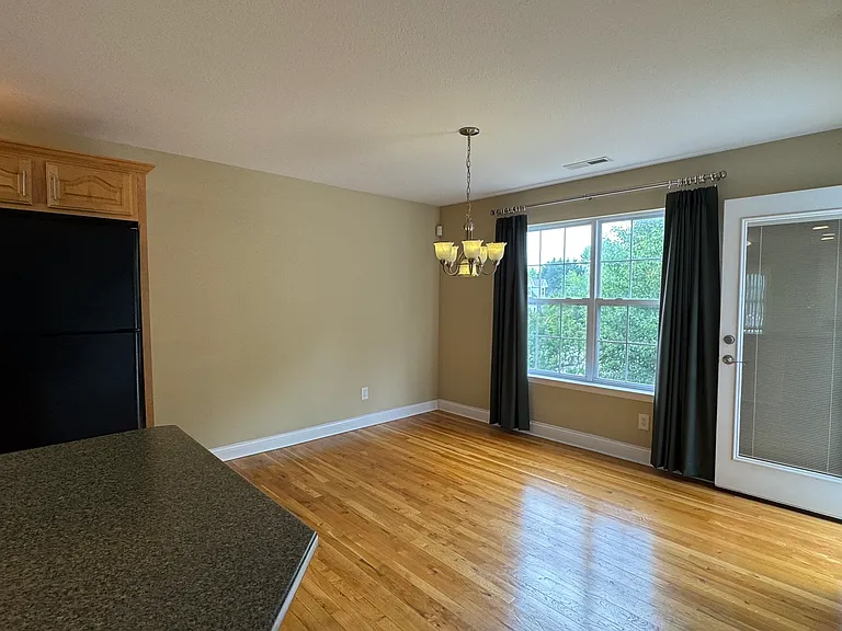 5685 Hyacinth Ln — Photo 29