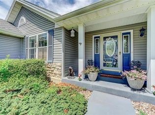 1401 Grizzly Holw, Wentzville, MO 63385