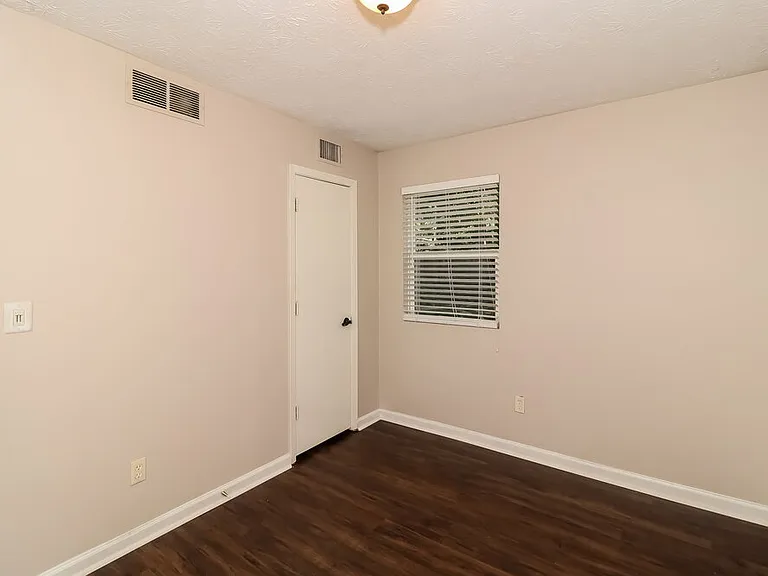 405 Rill Crest Ct — Photo 11