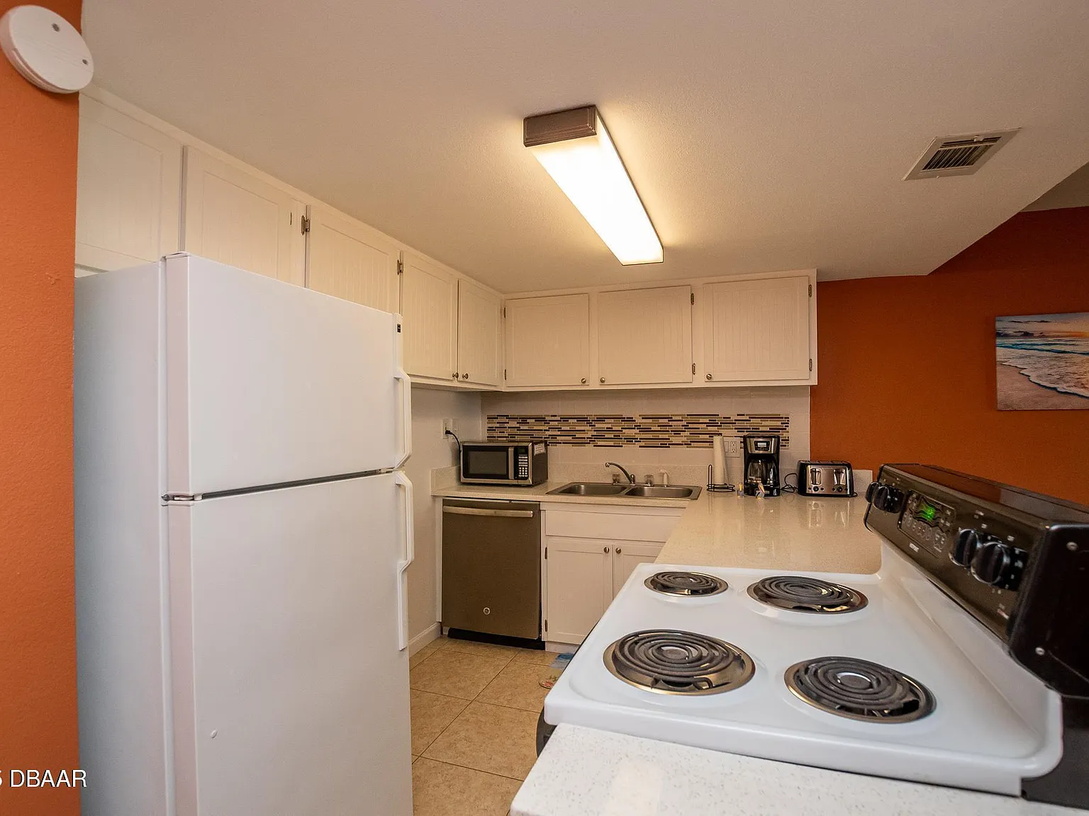 2 bed, 2.0 bath, 889 sqft, $3,980 — Photo 3