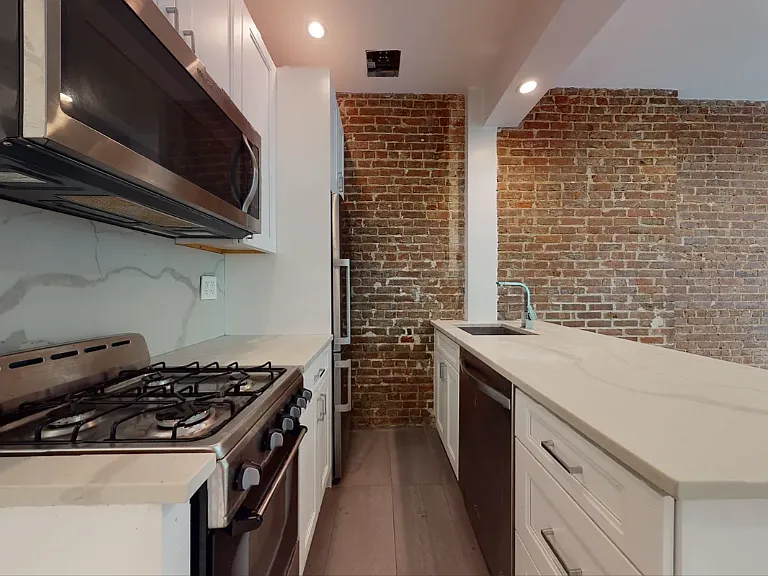 216 E 84th St #3C — Photo 7