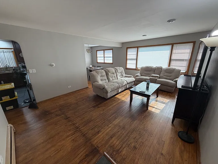 8833 Oswego Ave — Photo 27