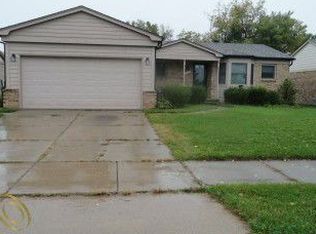 11074 Campbell Ct, Warren, MI 48093