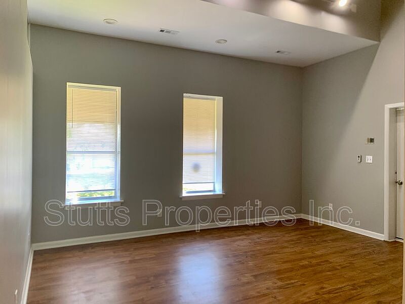 108 Watts Bar St UNIT 5, Sheffield, AL 35660 Zillow