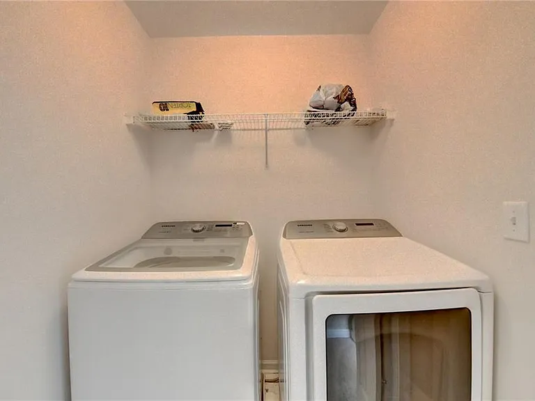 2172 Woodbriar Dr — Photo 43