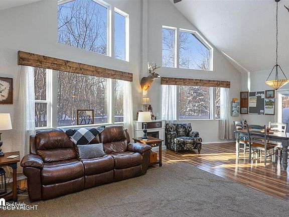 2nd image of 10011 W Skyview Dr