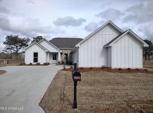 628 Westfield Dr, Pearl, MS 39208