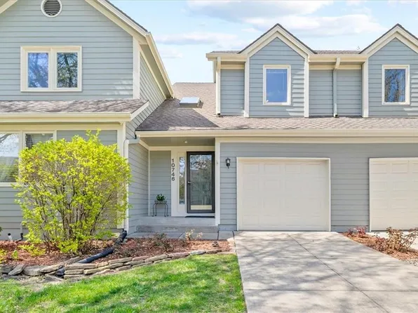 10746 W 116th Ter, Overland Park, KS 66210
