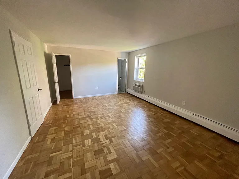6010 Kennedy Blvd E #31 — Photo 21