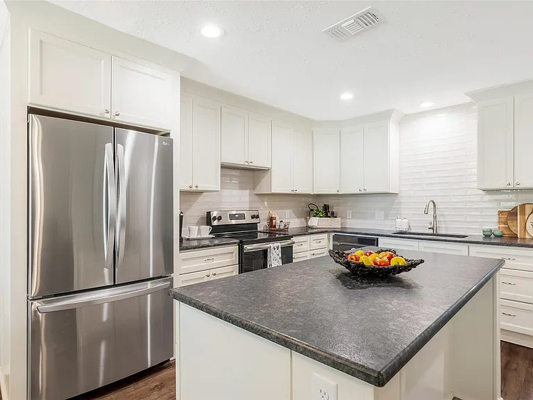 209 Cooner St #B — Photo 9
