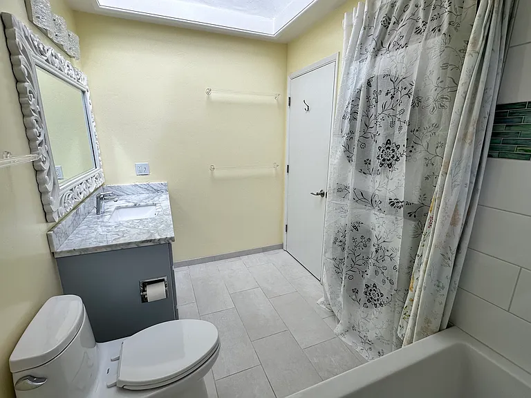 464 Hampstead Way — Photo 13