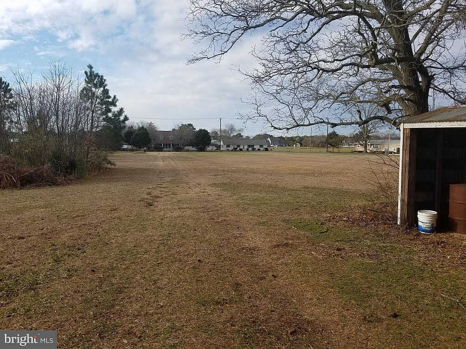 1st image of 23 Woodland Ave