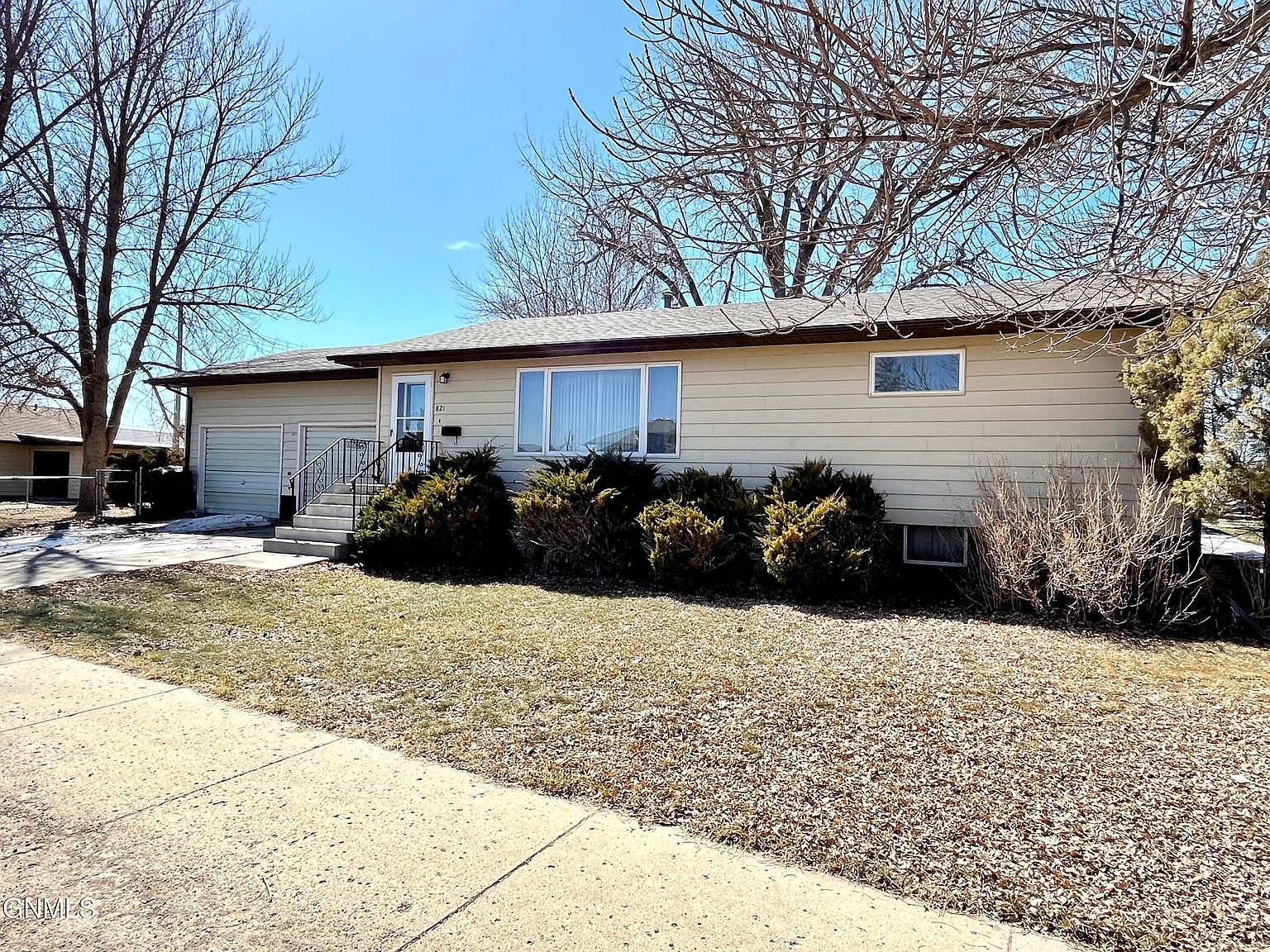 821 University Ave, Williston, ND 58801 Zillow