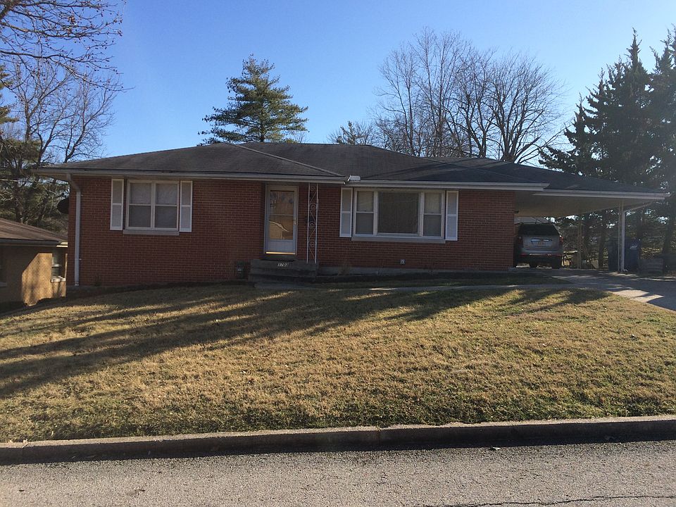1st image of 1703 Thompson St