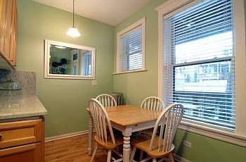 3rd image of 4426 N Malden St APT 1S