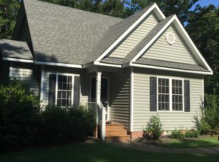 5692 Maple St, Powhatan, VA 23139
