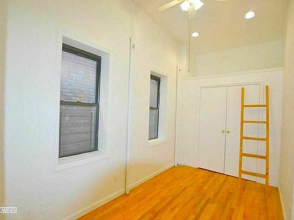 3rd image of 15 W 100th St APT 5W