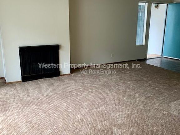 2nd image of 180 Searidge Ct #1