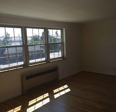 3rd image of 68 Wehrle Dr APT 3