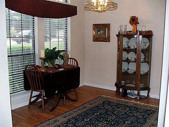 2nd image of 1412 Saint Gallen Ln