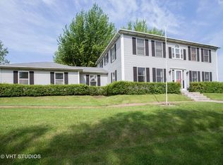 3001 Oak Ridge Rd, Crystal lake, IL 60012