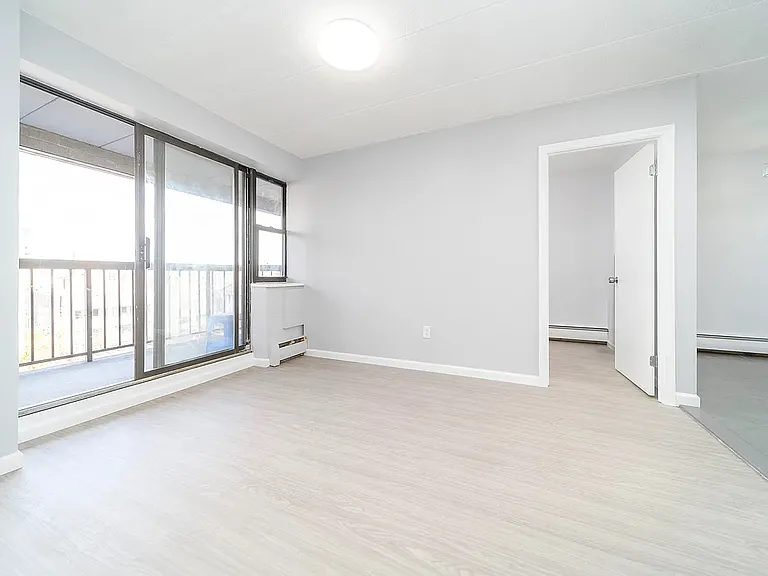 134-46 Maple Ave #7A — Photo 3