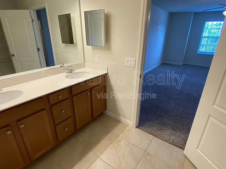 7490 Aloma Pines Ct — Photo 11
