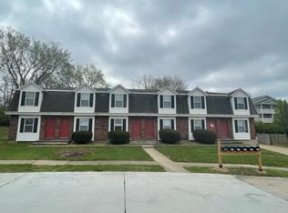1420 Dartmouth Dr, Saint Charles, MO 63303