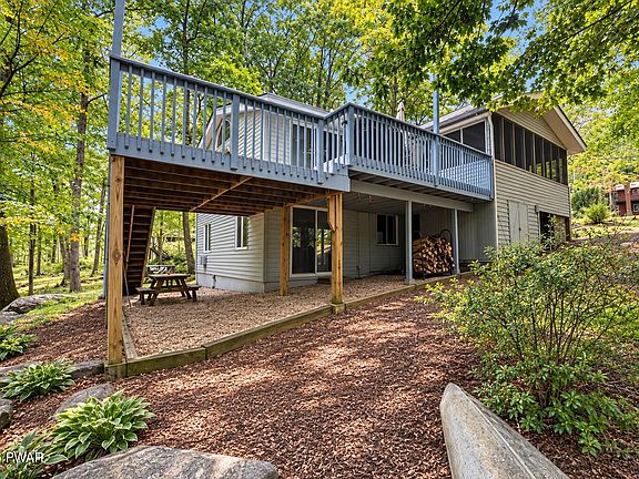 4th image of 211 Waterview Dr