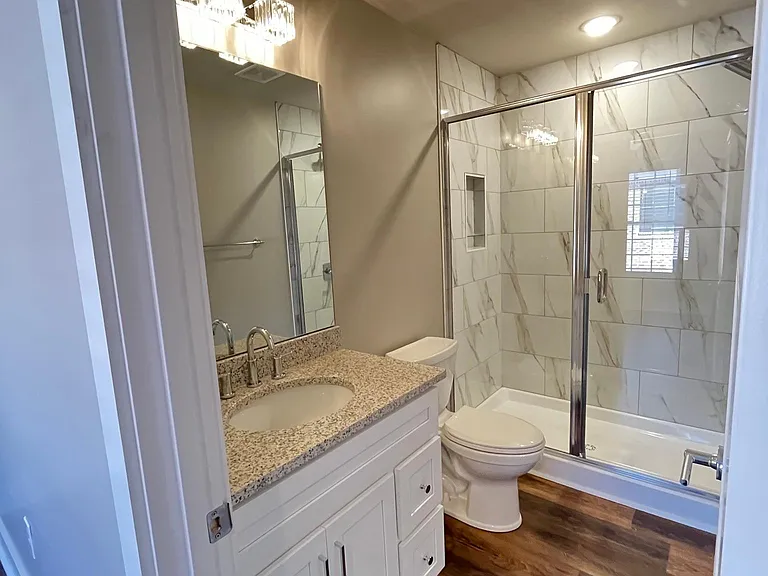 82 Saint James Ct — Photo 26