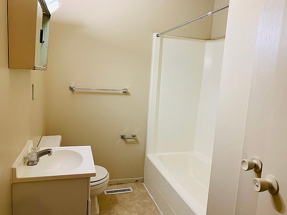 2nd image of 1203 Wyatt Ln APT C