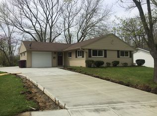 375 Martha Dr, Franklin, OH