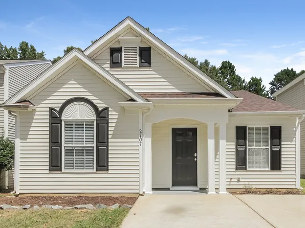 2707 Oasis Ln, Charlotte, NC 28214
