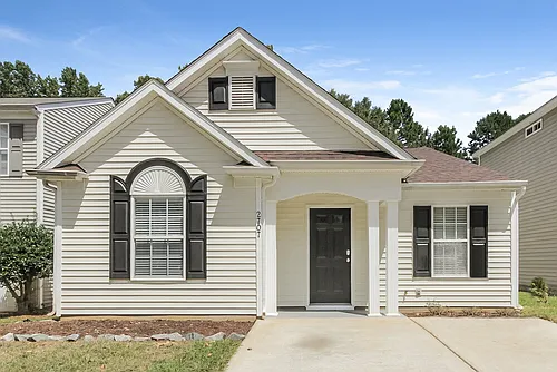 2707 Oasis Ln Photo 1