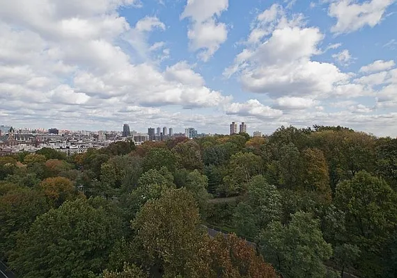 Rented by Buchbinder & Warren | media 55