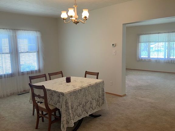 5th image of 612 B St