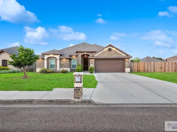 1909 & 1907 Water Willow Dr, Weslaco, TX 78596