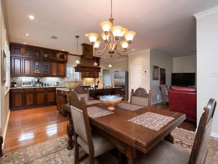 20 Carrollton Ct — Photo 8
