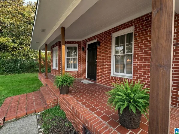 1205 4th Ave N, Clanton, AL 35045