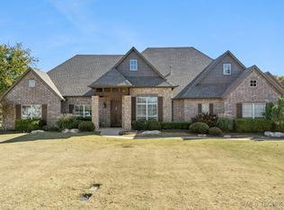 7135 Kingbird Ct, Owasso, OK 74055