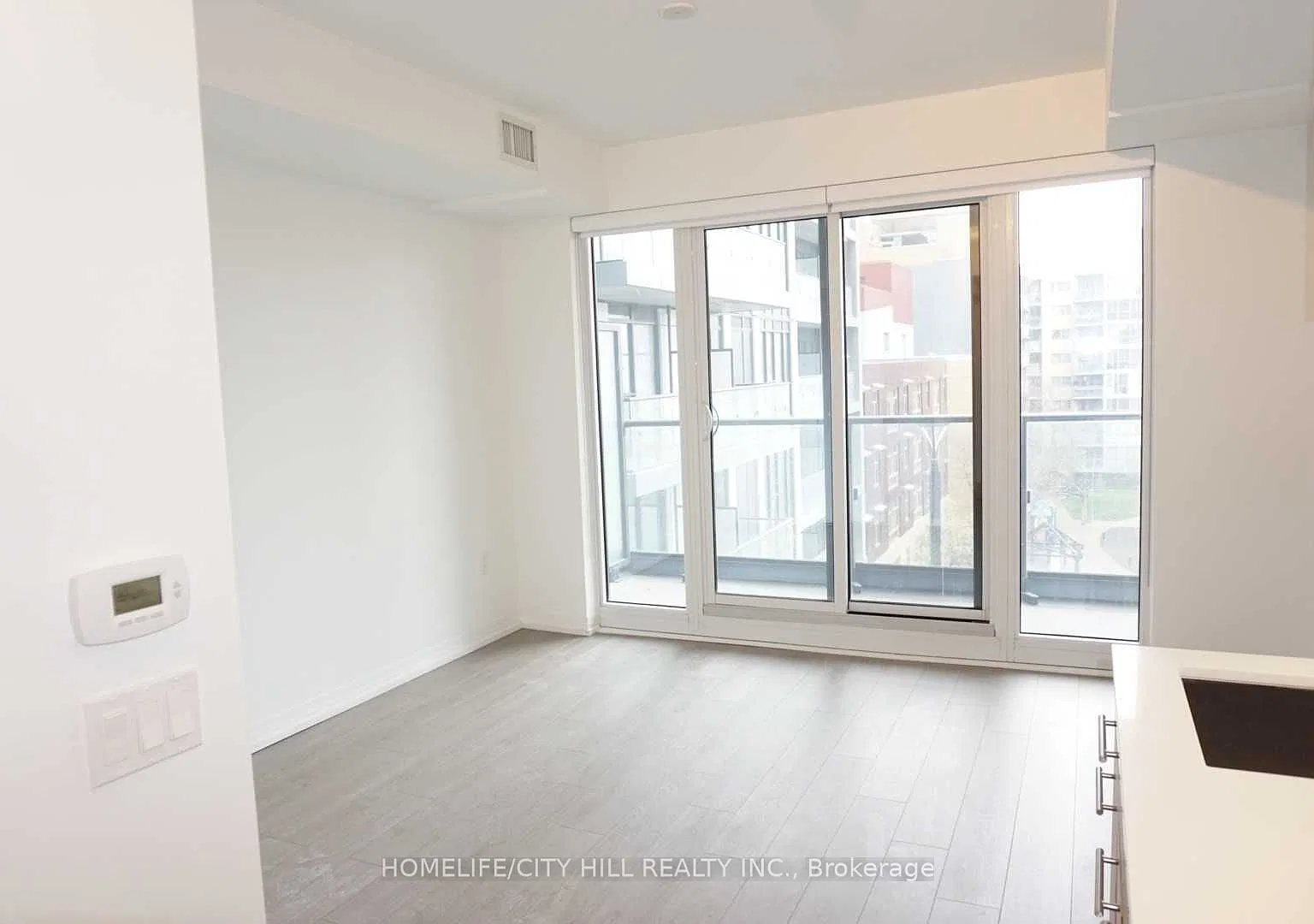 Studio, $1,750 — Photo 4