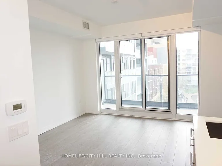 251 Jarvis St #702 — Photo 4