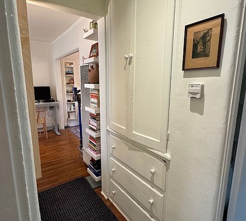 5th image of 732 Silver Lake Blvd