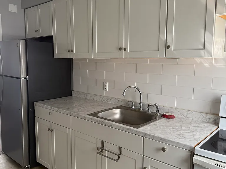 2101 SW 3rd Ave #5 — Photo 7